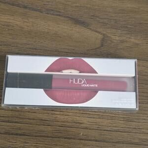 Huda Beauty Liquid Matte Lipstick TrophyWife -14 fl oz New In Box